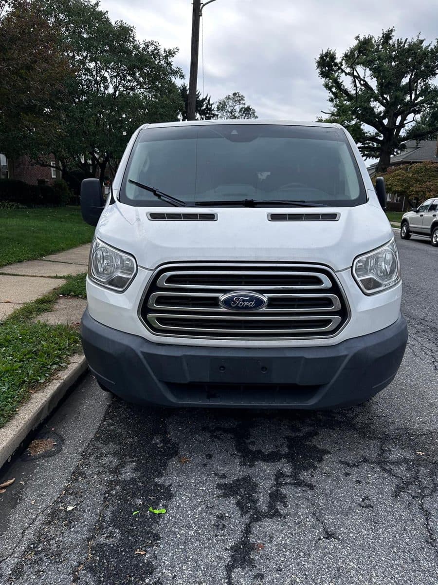 Lima van, front view